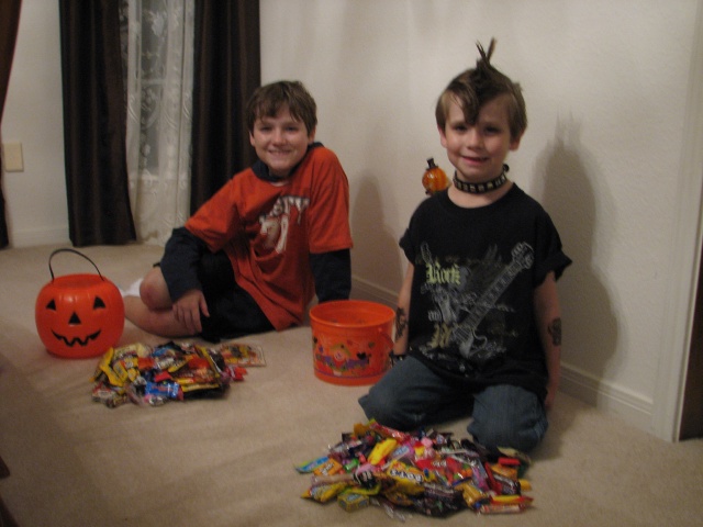 2009/10(October)/Halloween/640x480_20100206 603.JPG